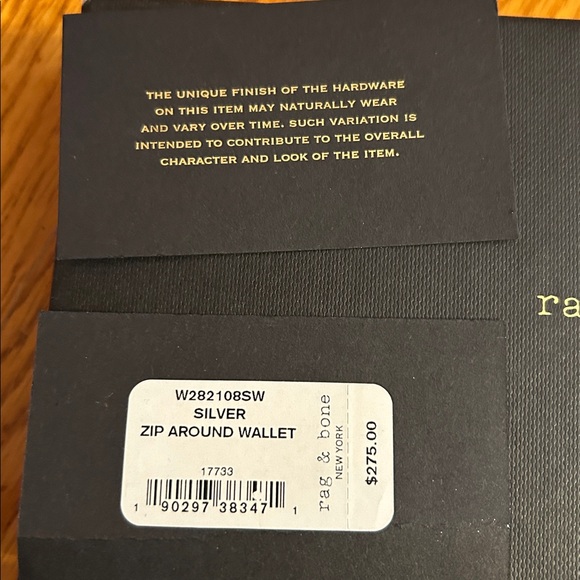 Rag & Bone Distressed silver zip around leather Wallet - Picture 3 of 11